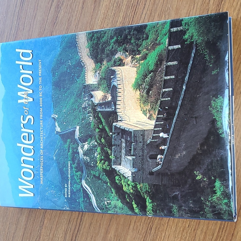 Pre-loved Wonders of the World Masterpieces of Architecture from 4000BC